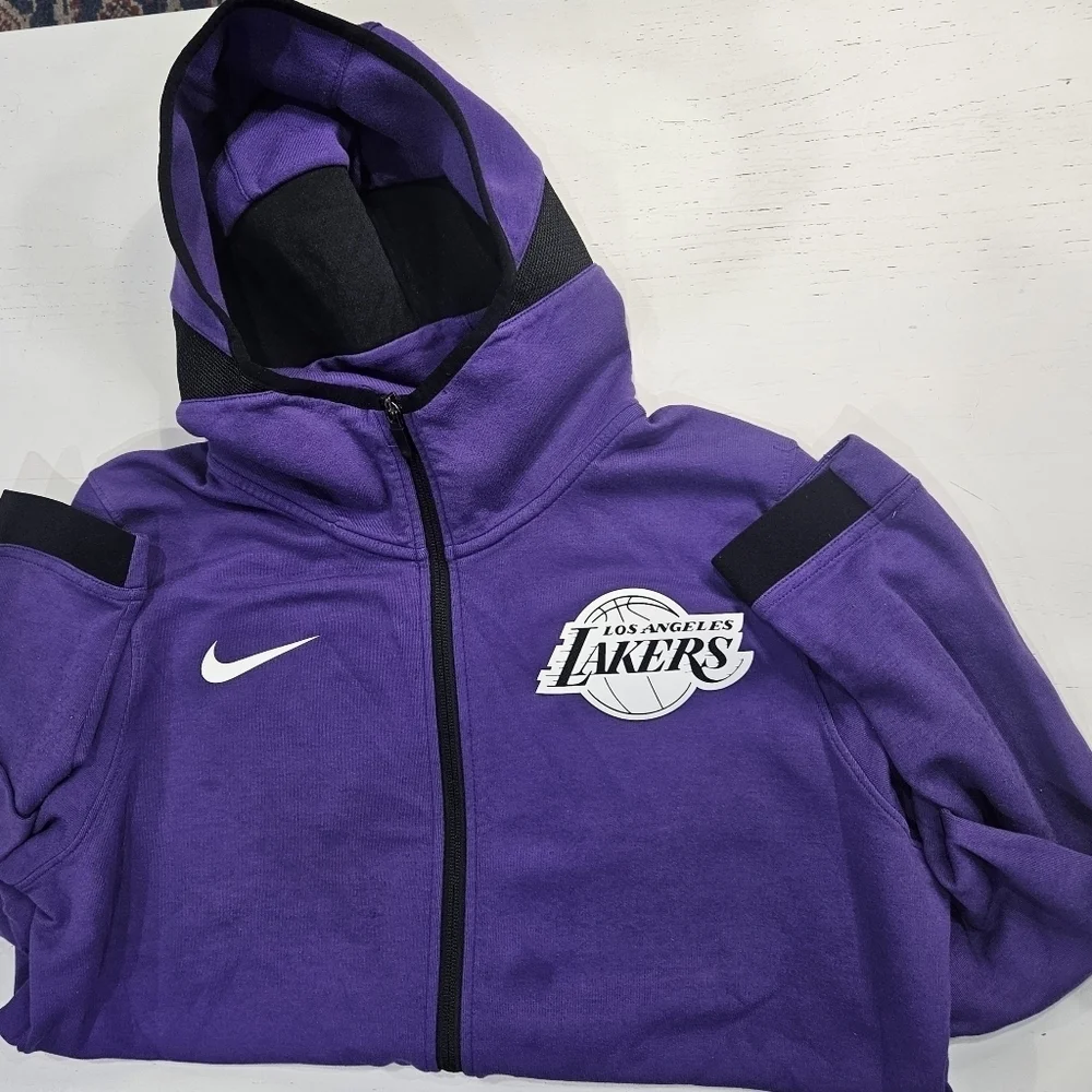Nike Dri-fit Purple Los Angeles Lakers Zip-Up hoodie Jacket size Youth XL. NBA